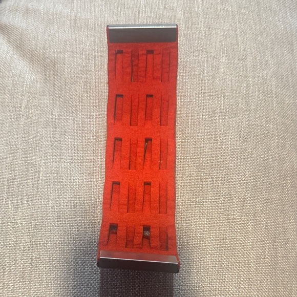 Stylish Red and Gray Felt Bracelet - Picture 3 of 4